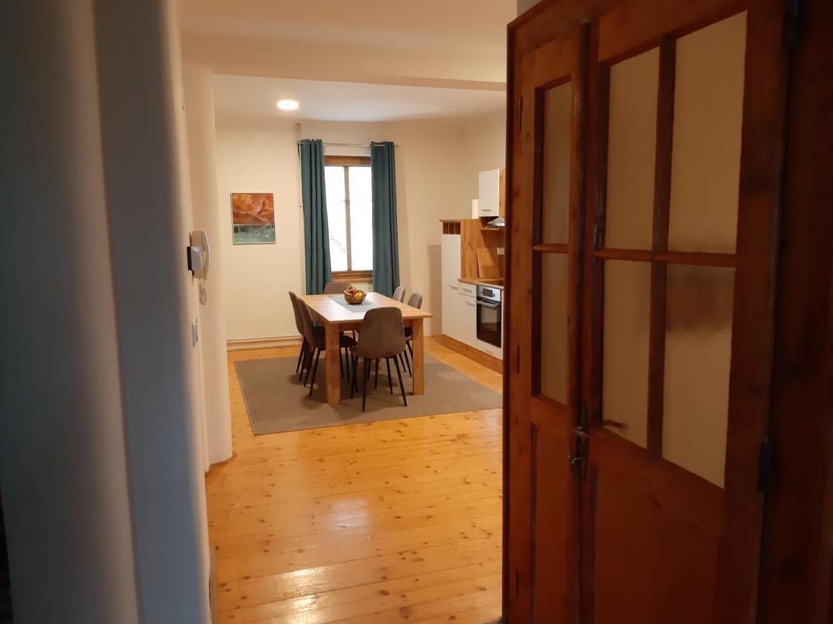 Triglav Apartment House Kranj Exterior photo